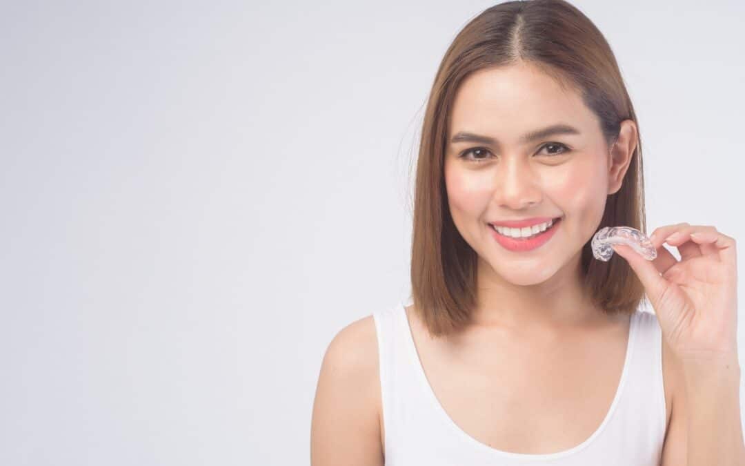 Woman smiling with brown hair