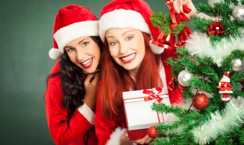 Smile Bright: Cosmetic Dentistry Tips for a Dazzling Christmas in Tulsa